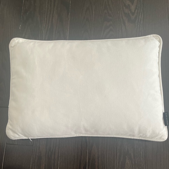 Safavieh XOXO Throw Pillow, Gold/Cream - Picture 5 of 6